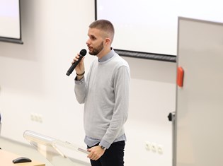 2025-12-05 20-10-03.jpeg